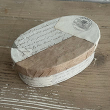 Load image into Gallery viewer, Vintage French Atelier-style Box