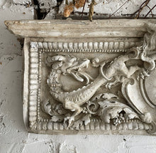 Load image into Gallery viewer, Decorative French Plaster Frieze
