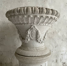 Load image into Gallery viewer, 20th Century French Planter