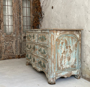 Late 18th Century French Serpentine Commode