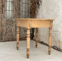 Load image into Gallery viewer, 19th Century French Table