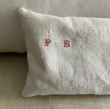 Load image into Gallery viewer, French Linen Monogram Lavender Bag