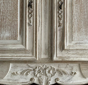 20th Century French Carved Enfilade