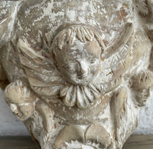 Load image into Gallery viewer, Late 18th Century French Carved Wood Corbel