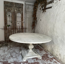 Load image into Gallery viewer, Large Balustrade Italian Style Dining Table
