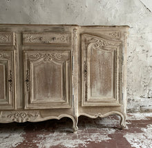 Load image into Gallery viewer, 20th Century French Carved Enfilade
