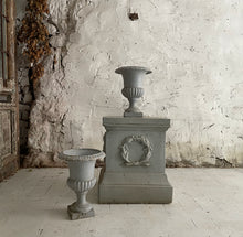 Load image into Gallery viewer, Late 19th Century French Cast Iron Urns