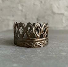 Load image into Gallery viewer, Silver French Crown XI