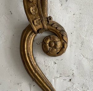 Early 19th Century French Gilt Bow